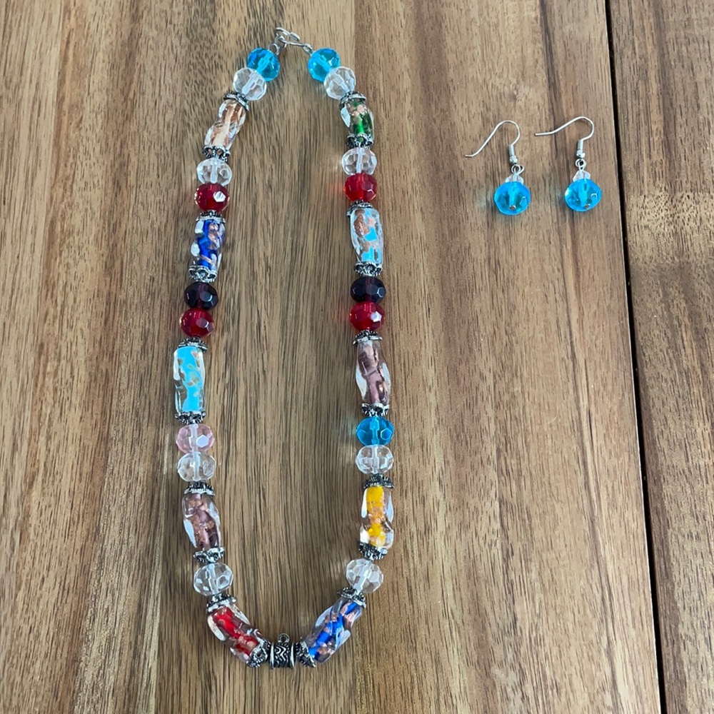 Beaded necklace and earrings set